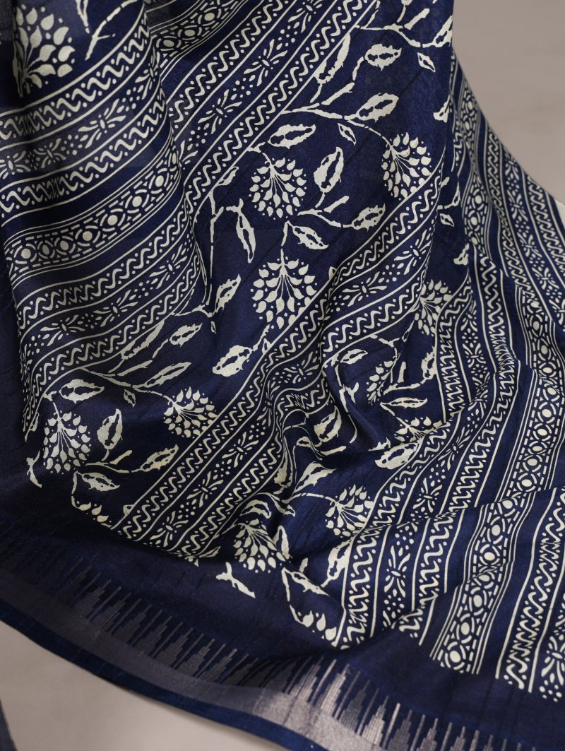Ynf7214 Slub Silk Floral Printed With Zari Border Saree